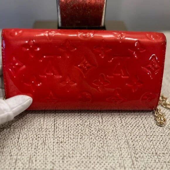 Louis Vuitton Vernis Portefeuille Sarah Wallet Vibrant Red Patent Leather - Picture 3 of 12